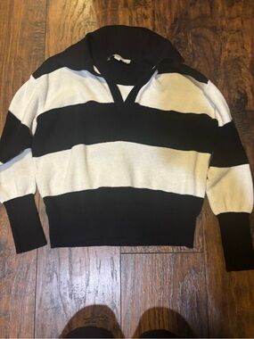 Loft Women’s Black and White Striped V-Neck Sweater